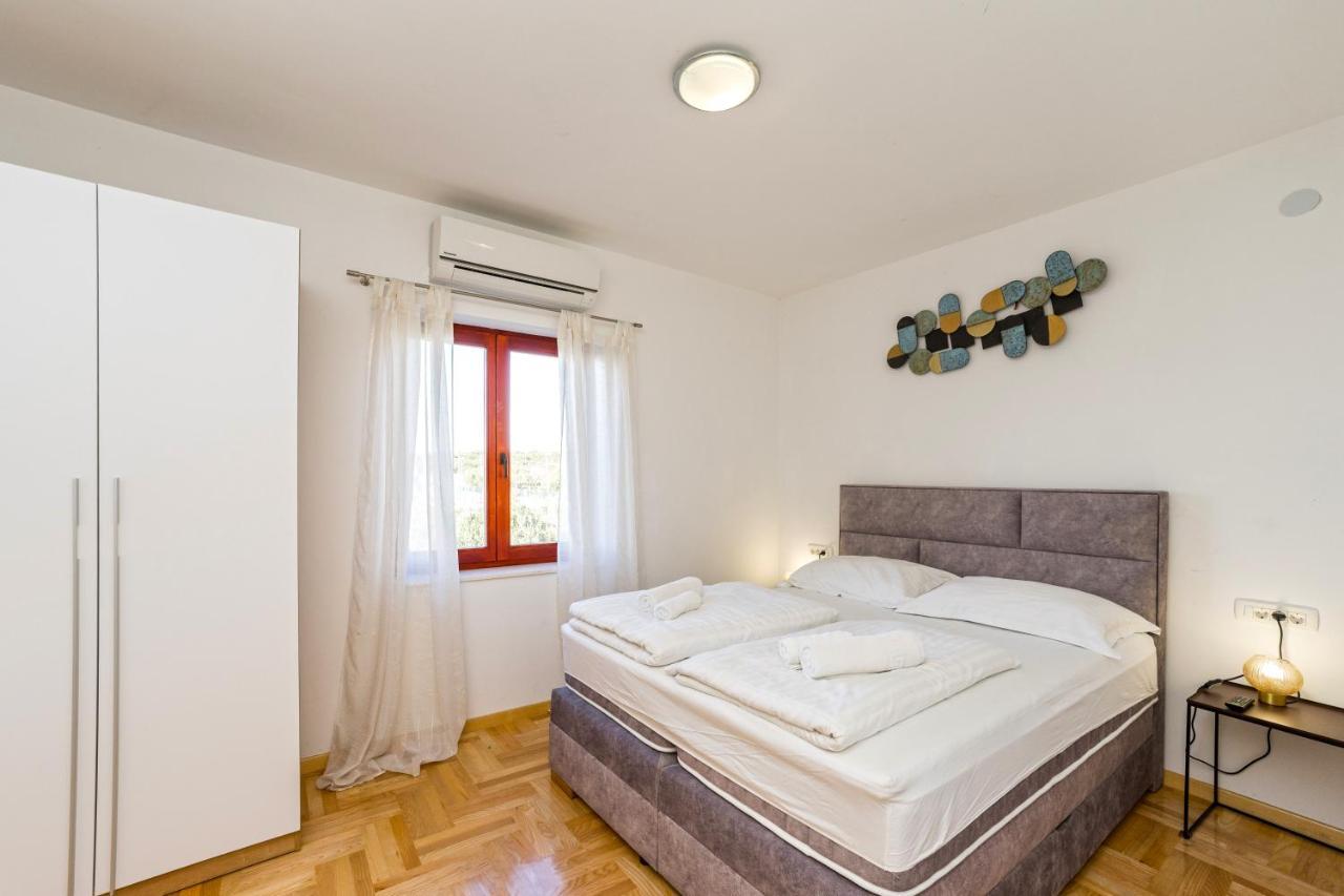 Villa Slavica Sveti Filip i Jakov Zewnętrze zdjęcie